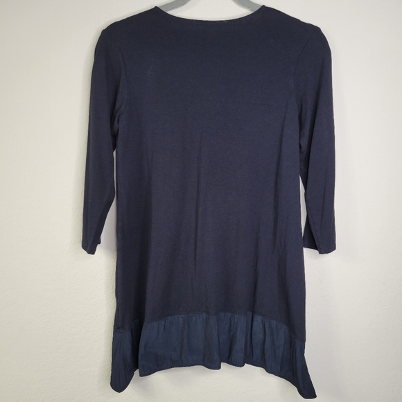 MELA PURDIE TOP/Blouse with ruffled bottom and 3/4 sleeves - Picture 7 of 7